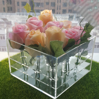 Acrylic 9 Roses Flower Box Clear
