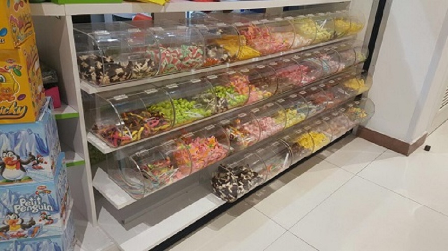 5 Benefits of Choosing Acrylic Candy Bins